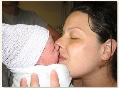 Jackie kissing little Sophia